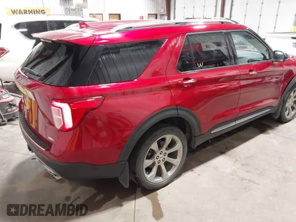 2020 Ford Explorer Platinum with VIN 1FM5K8HC2LGA40066, listed as a IAAI auction lot 43125604 with 70,773 mi miles and . Bid and sale history available at DreamBid. Image 4.