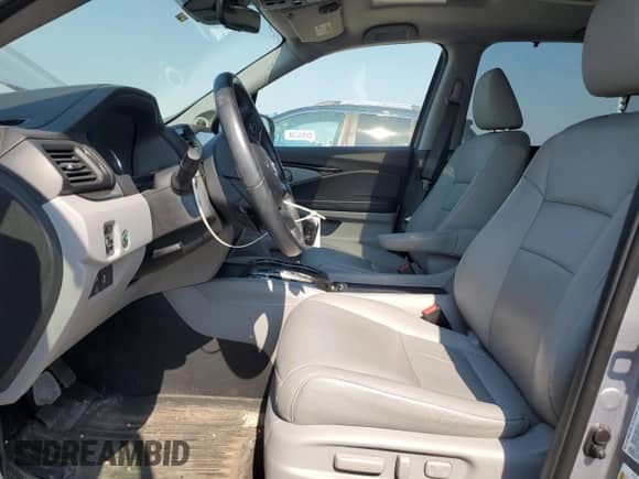 2021 Honda Pilot Touring 7-Passenger z VIN 5FNYF6H63MB025849, wystawiony jako Copart lot #60432205 z przebiegiem 78 277 mil mil oraz Czysty tytuł • Clean title. Historia ofert i sprzedaży dostępna na DreamBid. Obrazek 7.