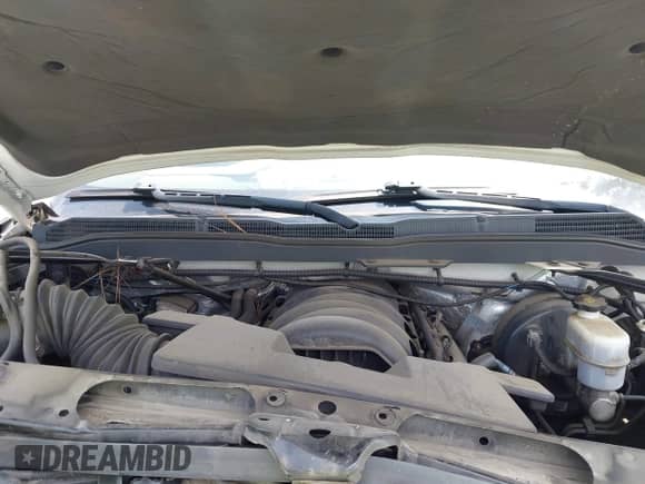 2014 Chevrolet Silverado 1500 LT z VIN 3GCUKREC3EG137228, wystawiony jako IAAI lot #42484505 z przebiegiem 153 954 mil mil oraz . Historia ofert i sprzedaży dostępna na DreamBid. Obrazek 10.