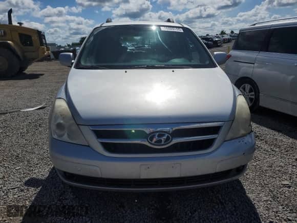 2008 Hyundai Entourage GLS с VIN KNDMC233986048910, выставлен на аукционе Copart как лот 56009155 с пробегом 246 917 миль миль и Списание • Salvage title. История ставок и продаж доступна на DreamBid. Изображение 5.