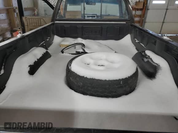 1990 Dodge Dakota with VIN 1B7GG26X9LS666745, listed as a Copart auction lot 44703175 with 121,682 mi miles and Salvage title. Bid and sale history available at DreamBid. Image 10.