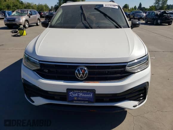 2024 Volkswagen Tiguan SE R-Line Black с VIN 3VV8B7AX4RM209657, выставлен на аукционе Copart как лот 65370195 с пробегом 2 348 миль миль и Списание • Salvage title. История ставок и продаж доступна на DreamBid. Изображение 5.