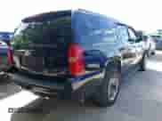 2008 Chevrolet Suburban LTZ with VIN 1GNFC16028R258324, listed as a IAAI auction lot 42630059 with 180,236 mi miles and . Bid and sale history available at DreamBid. Image 4.