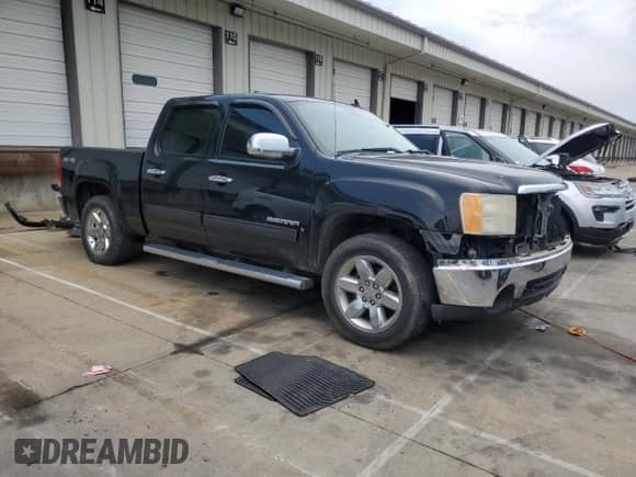 2012 GMC Sierra 1500 SLE with VIN 3GTP2VE73CG116160, listed as a Copart auction lot 66986635 with 230,723 mi miles and Salvage title. Bid and sale history available at DreamBid. Image 4.