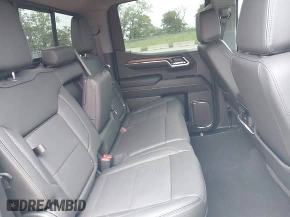 2024 GMC Sierra 1500 Denali с VIN 3GTPHGED0RG327406, выставлен на аукционе IAAI как лот 42440700 с пробегом 33 448 миль миль и . История ставок и продаж доступна на DreamBid. Изображение 8.