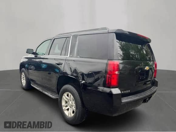 2015 Chevrolet Tahoe LT z VIN 1GNSKBKC4FR56770, wystawiony jako Copart lot #81129645 z przebiegiem 203 448 mil mil oraz Czysty tytuł • Clean title. Historia ofert i sprzedaży dostępna na DreamBid. Obrazek 3.