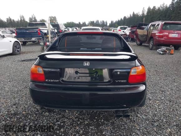 1994 Honda Civic with VIN JHMEG2179RS000121, listed as a IAAI auction lot 42245130 with 143,225 mi miles and . Bid and sale history available at DreamBid. Image 16.