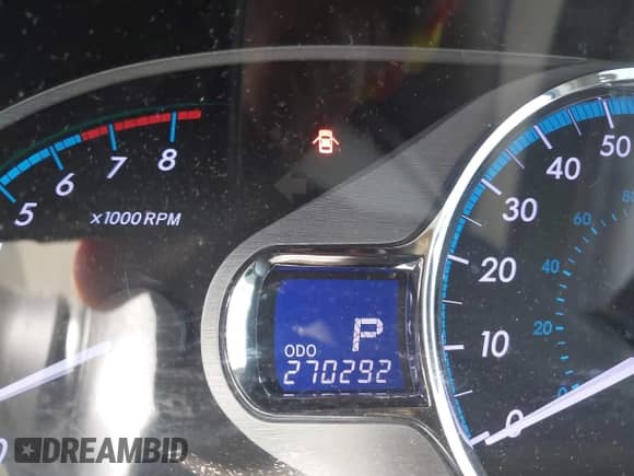 2011 Toyota Sienna XLE AAS with VIN 5TDYK3DC3BS059076, listed as a IAAI auction lot 43174210 with 270,292 mi miles and . Bid and sale history available at DreamBid. Image 15.