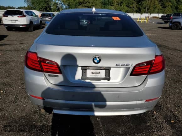 2012 BMW 5 Series 528i xDrive with VIN WBAXH5C53CDW04471, listed as a Copart auction lot 71807315 with 72,801 mi miles and Salvage title. Bid and sale history available at DreamBid. Image 6.