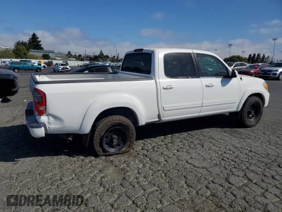2006 Toyota Tundra Limited z VIN 5TBET38156S512900, wystawiony jako Copart lot #65539125 z przebiegiem 210 154 mil mil oraz Szkoda całkowita • Salvage title. Historia ofert i sprzedaży dostępna na DreamBid. Obrazek 3.