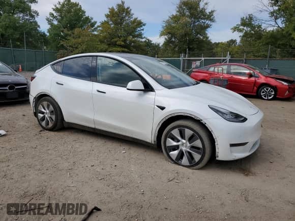 2021 Tesla Model Y Long Range z VIN 5YJYGDEE8MF298797, wystawiony jako Copart lot #81093005 z przebiegiem 54 687 mil mil oraz Szkoda całkowita • Salvage title. Historia ofert i sprzedaży dostępna na DreamBid. Obrazek 4.