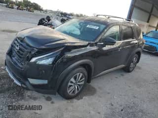 2025 Nissan Pathfinder SL с VIN 5N1DR3CA2SC267988, выставлен на аукционе Copart как лот 85542215 с пробегом 499 миль миль и Списание • Salvage title. История ставок и продаж доступна на DreamBid. Изображение 1.