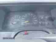 1997 GMC Sierra 1500 с VIN 2GTEK19R9V1566662, выставлен на аукционе IAAI как лот 43051145 с пробегом 209 691 миль миль и . История ставок и продаж доступна на DreamBid. Изображение 7.