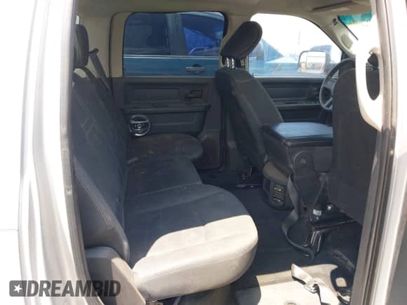 2010 Dodge 1500 SLT z VIN 1D7RV1CP4AS183860, wystawiony jako IAAI lot #42709767 z przebiegiem 228 765 mil mil oraz . Historia ofert i sprzedaży dostępna na DreamBid. Obrazek 8.