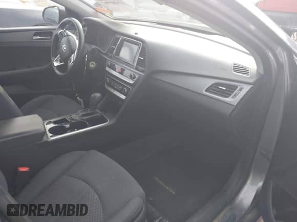 2018 Hyundai Sonata SE with VIN 5NPE24AF5JH706976, listed as a IAAI auction lot 43480902 with 143,867 mi miles and . Bid and sale history available at DreamBid. Image 5.