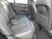 2019 BMW 5 Series 530i xDrive z VIN WBAJA7C56KWW19085, wystawiony jako Copart lot #71591235 z przebiegiem Nie podano mil oraz Nie do naprawy • Non repairable. Historia ofert i sprzedaży dostępna na DreamBid. Obrazek 10.