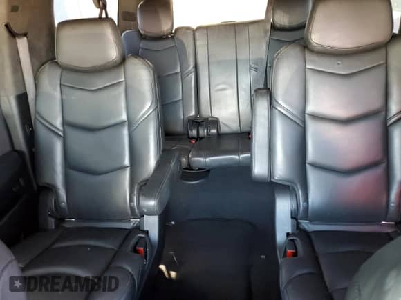 2020 Cadillac Escalade ESV Platinum с VIN 1GYS4KKJ2LR106815, выставлен на аукционе Copart как лот 80460464 с пробегом 61 306 миль миль и На запчасти • Non repairable. История ставок и продаж доступна на DreamBid. Изображение 10.