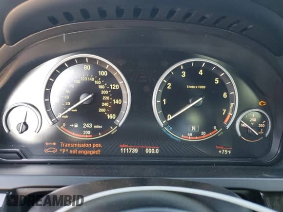 2013 BMW 7 Series 750Li with VIN WBAYE8C51DD132660, listed as a Copart auction lot 85934925 with 111,739 mi miles and Salvage title. Bid and sale history available at DreamBid. Image 9.