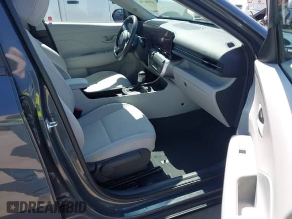 2024 Hyundai Kona SEL с VIN KM8HB3AB6RU078508, выставлен на аукционе IAAI как лот 43106776 с пробегом 41 823 миль миль и . История ставок и продаж доступна на DreamBid. Изображение 5.