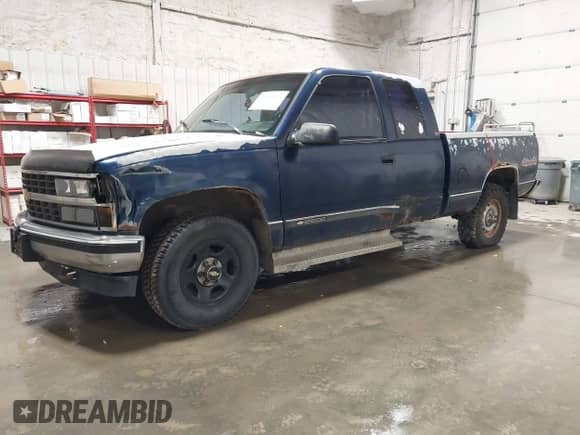 1993 Chevrolet Silverado 2500 с VIN 2GCFK29K2P1108610, выставлен на аукционе IAAI как лот 43375175 с пробегом 260 037 миль миль и . История ставок и продаж доступна на DreamBid. Изображение 2.