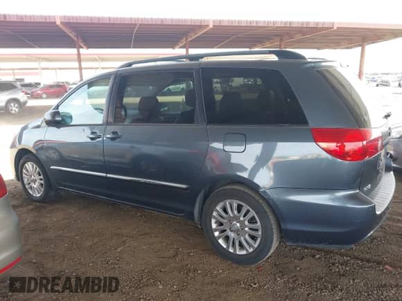 2010 Toyota Sienna XLE с VIN 5TDYK4CC8AS330543, выставлен на аукционе IAAI как лот 42643238 с пробегом 156 768 миль миль и . История ставок и продаж доступна на DreamBid. Изображение 14.