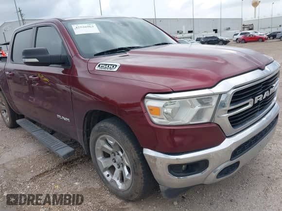 2022 Ram 1500 Big Horn с VIN 1C6RREFT8NN187078, выставлен на аукционе IAAI как лот 42526963 с пробегом 18 271 миль миль и . История ставок и продаж доступна на DreamBid. Изображение 1.