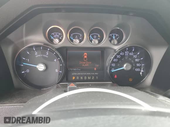 2012 Ford F-250 XL with VIN 1FT7W2BT2CEA95605, listed as a Copart auction lot 54438605 with 176,789 mi miles and Salvage title. Bid and sale history available at DreamBid. Image 9.