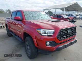 2023 Toyota Tacoma SR5 z VIN 3TYAZ5CN6PT035295, wystawiony jako IAAI lot #43125280 z przebiegiem 12 913 mil mil oraz . Historia ofert i sprzedaży dostępna na DreamBid. Obrazek 1.