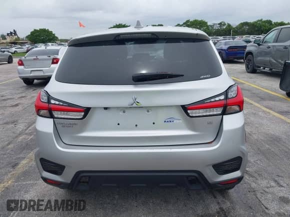 2021 Mitsubishi Outlander ES z VIN JA4ARUAUXMU010871, wystawiony jako IAAI lot #42416925 z przebiegiem 69 008 mil mil oraz . Historia ofert i sprzedaży dostępna na DreamBid. Obrazek 16.