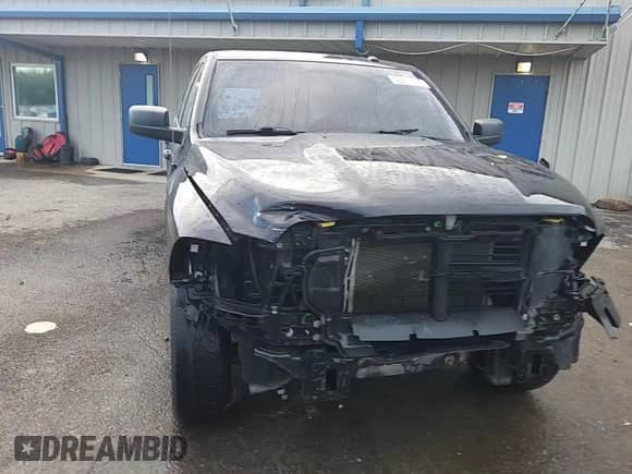 2019 Ram 1500 Express z VIN 3C6RR6KT0KG722940, wystawiony jako Copart lot #62215305 z przebiegiem 151 424 mil mil oraz Szkoda całkowita • Salvage title. Historia ofert i sprzedaży dostępna na DreamBid. Obrazek 14.