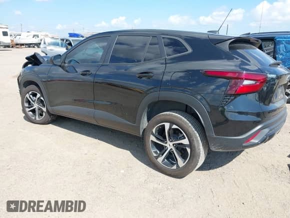 2024 Chevrolet Trax 1RS с VIN KL77LGE24RC031110, выставлен на аукционе IAAI как лот 43196667 с пробегом 45 584 миль миль и . История ставок и продаж доступна на DreamBid. Изображение 3.