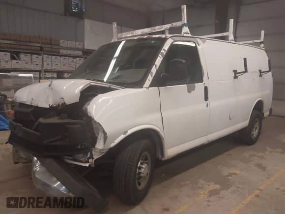 2007 Chevrolet Express Cargo z VIN 1GCGG25V071220379, wystawiony jako IAAI lot #42879527 z przebiegiem 243 419 mil mil oraz . Historia ofert i sprzedaży dostępna na DreamBid. Obrazek 2.