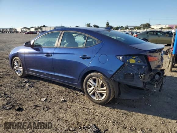 2020 Hyundai Elantra SEL with VIN 5NPD84LF3LH523361, listed as a Copart auction lot 82583745 with 196,895 mi miles and Salvage title. Bid and sale history available at DreamBid. Image 2.