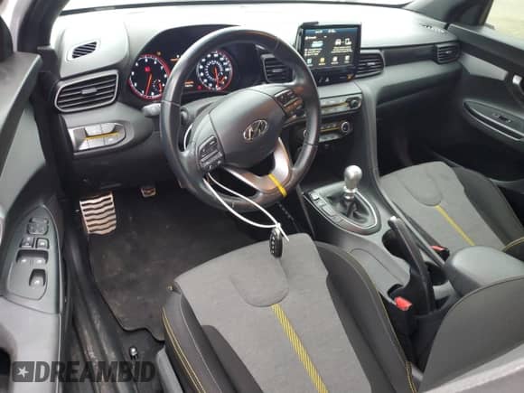 2019 Hyundai Veloster Turbo R-Spec z VIN KMHTH6AB6KU007518, wystawiony jako Copart lot #61949815 z przebiegiem 74 831 mil mil oraz Szkoda całkowita • Salvage title. Historia ofert i sprzedaży dostępna na DreamBid. Obrazek 8.