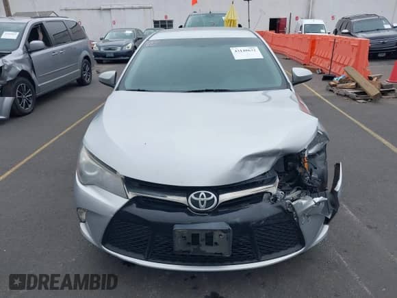 2017 Toyota Camry XLE z VIN 4T1BF1FKXHU754853, wystawiony jako IAAI lot #43148632 z przebiegiem 114 900 mil mil oraz . Historia ofert i sprzedaży dostępna na DreamBid. Obrazek 12.