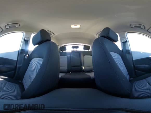 2019 Hyundai Kona SE с VIN KM8K1CAA6KU373226, выставлен на аукционе IAAI как лот 43202707 с пробегом 84 139 миль миль и . История ставок и продаж доступна на DreamBid. Изображение 19.
