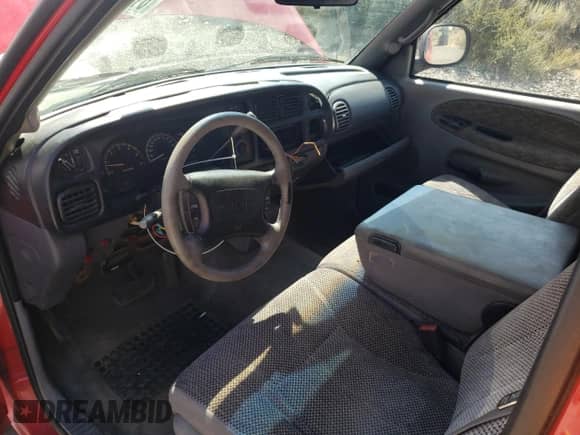 1999 Dodge 1500 with VIN 1B7HC13Z7XJ587859, listed as a Copart auction lot 81059855 with 233,341 mi miles and Salvage title. Bid and sale history available at DreamBid. Image 8.