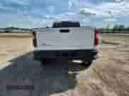 2024 Chevrolet Silverado 2500HD Custom с VIN 1GC4YME77RF231625, выставлен на аукционе Copart как лот 69311755 с пробегом 61 611 миль миль и Списание • Salvage title. История ставок и продаж доступна на DreamBid. Изображение 6.