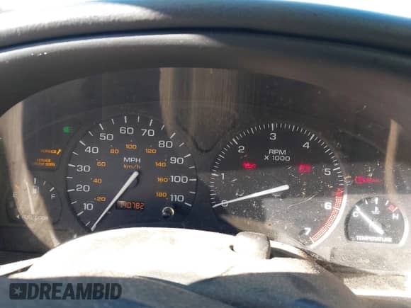 2002 Saturn SL z VIN 1G8ZG52812Z198597, wystawiony jako IAAI lot #43556259 z przebiegiem 140 782 mil mil oraz . Historia ofert i sprzedaży dostępna na DreamBid. Obrazek 7.