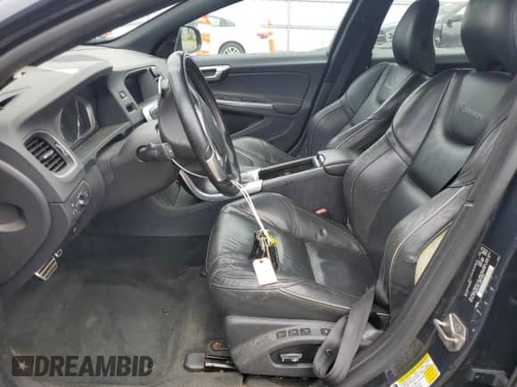 2014 Volvo S60 T6 with VIN YV1902FH2E1293945, listed as a Copart auction lot 65691625 with 54,519 mi miles and Clean title. Bid and sale history available at DreamBid. Image 7.