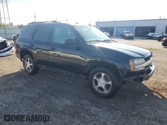 2007 Chevrolet TrailBlazer LS с VIN 1GNDS13S272232412, выставлен на аукционе Copart как лот 81068155 с пробегом 157 063 миль миль и Списание • Salvage title. История ставок и продаж доступна на DreamBid. Изображение 4.