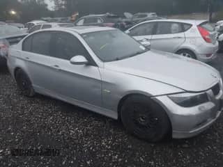 2008 BMW 3 Series 328xi с VIN WBAVC93508K037202, выставлен на аукционе IAAI как лот 43177173 с пробегом Не указан миль и . История ставок и продаж доступна на DreamBid. Изображение 1.