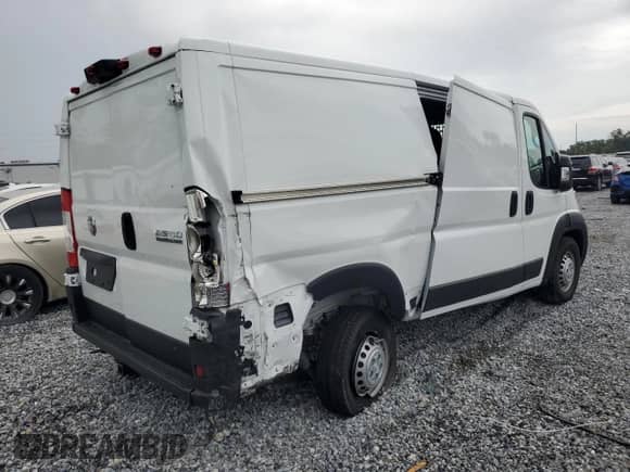 2025 Ram ProMaster Cargo Tradesman с VIN 3C6LRVVG2SE508347, выставлен на аукционе Copart как лот 67952715 с пробегом 866 миль миль и Списание • Salvage title. История ставок и продаж доступна на DreamBid. Изображение 3.