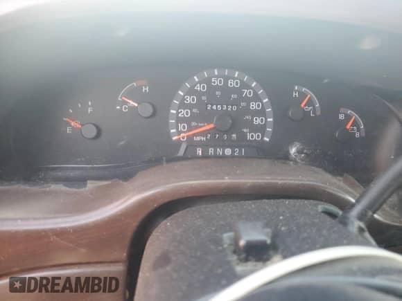 2002 Ford Econoline Cargo Recreational with VIN 1FDRE14L22HB70265, listed as a Copart auction lot 69053235 with 245,320 mi miles and Salvage title. Bid and sale history available at DreamBid. Image 9.