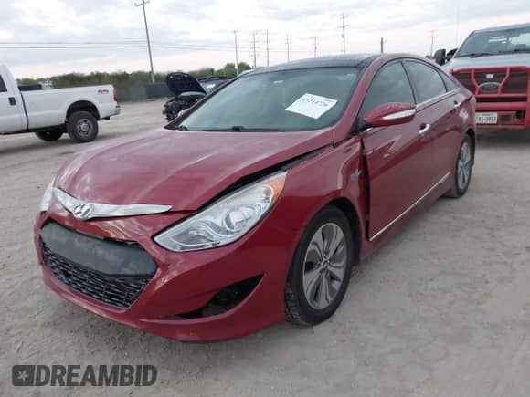 2014 Hyundai Sonata z VIN KMHEC4A4XEA113151, wystawiony jako IAAI lot #43214726 z przebiegiem 171 021 mil mil oraz . Historia ofert i sprzedaży dostępna na DreamBid. Obrazek 2.