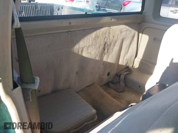 2000 Nissan Frontier XE с VIN 1N6ED26T2YC427520, выставлен на аукционе IAAI как лот 41478878 с пробегом 215 250 миль миль и . История ставок и продаж доступна на DreamBid. Изображение 8.