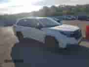 2025 Subaru Forester z VIN JF2SLSJD7SH400396, wystawiony jako Copart lot #71466555 z przebiegiem 3 535 mil mil oraz Szkoda całkowita • Salvage title. Historia ofert i sprzedaży dostępna na DreamBid. Obrazek 4.