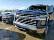 2020 Chevrolet Silverado 3500HD LTZ z VIN 1GC4YUEY8LF186663, wystawiony jako Copart lot #43202565 z przebiegiem 161 962 mil mil oraz Nie do naprawy • Non repairable. Historia ofert i sprzedaży dostępna na DreamBid. Obrazek 13.
