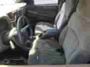 2002 Chevrolet S-10 LS z VIN 1GCCS195028166244, wystawiony jako Copart lot #54846335 z przebiegiem Nie podano mil oraz Czysty tytuł • Clean title. Historia ofert i sprzedaży dostępna na DreamBid. Obrazek 7.