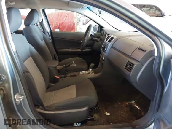 2009 Dodge Avenger SE with VIN 1B3LC46B79N504003, listed as a IAAI auction lot 42715140 with 159,479 mi miles and . Bid and sale history available at DreamBid. Image 5.